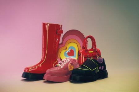 DR. MARTENS X THE POWERPUFF GIRLSが8/27(木)より発