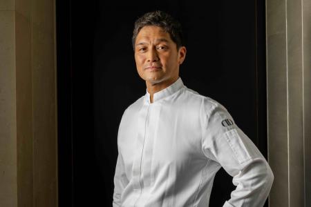 フランスの美意識とアラン・デュカスの精神を継承。「