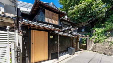 清水寺まで徒歩17分。京都市内の宿では珍しい隠れ家サ
