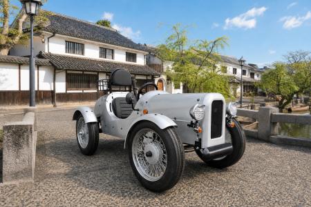 【温泉街で初導入】ブレイズの四輪電動ミニカー『EVク