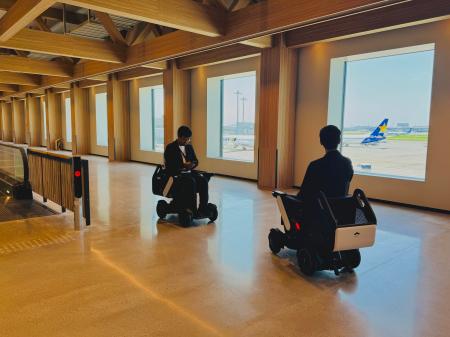 WHILL自動運転サービス、羽田空港第1ターミナル北側サ WHILL自動運転サービス、羽田空港第1ターミナル北側サ