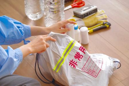 8割以上が自宅用「防災グッズ」を備えている!生活総 8割以上が自宅用「防災グッズ」を備えている!生活総