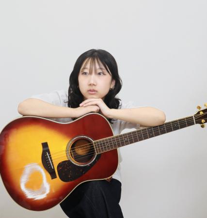 高校生シンガーソングライター安藤 未来さんの奈良市