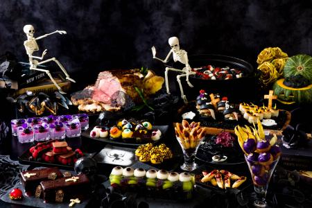 大阪のホテルで一夜限りの50名様限定「漆黒のハロウィ