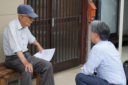 【岐阜県飛騨市】郵便局員が高齢者宅の訪問へ、安心し