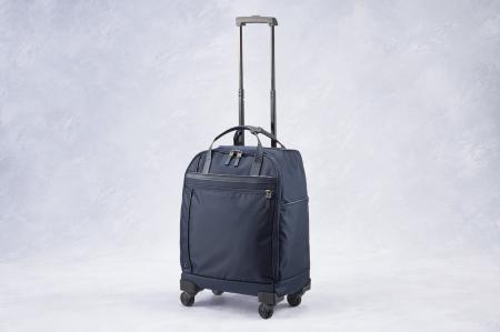 旅にも日常にも、上質な使いやすさを。「プロテカ」か 旅にも日常にも、上質な使いやすさを。「プロテカ」か