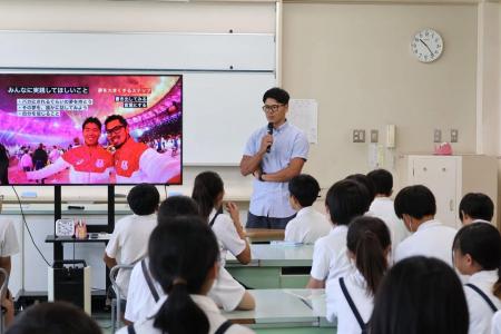 秩父市内の小学校で3度のオリンピック出場・長迫吉拓