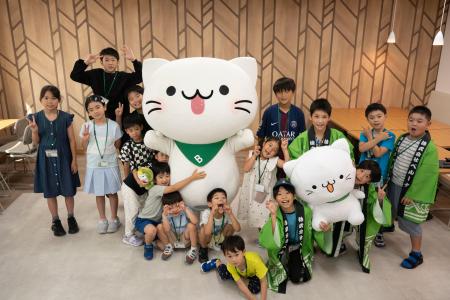 ベルーナ、「こども参観日」を実施　子どもたちに将来