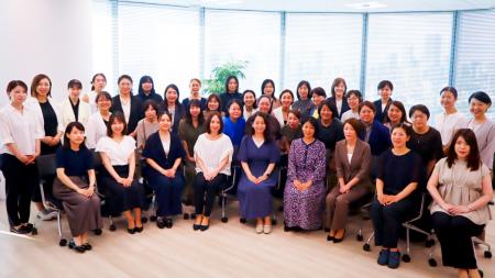 10社が企業の垣根を超えて女性のキャリア開発を支援 4