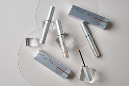 メンズ眉毛サロンkegirai、眉毛美容液「Dr Brow Plus 