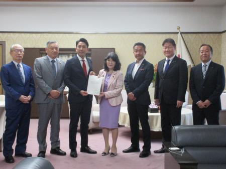 日野市・多摩市・稲城市・東京南農業協同組合が連名で