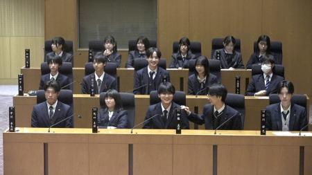 【東京都町田市】「第9回高校生と町田市議会議員の意