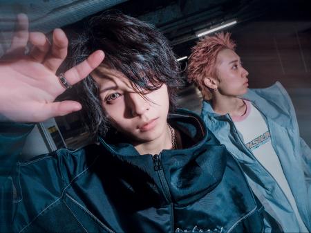 Comme des familia、これまでを塗り替える6曲。EP『RE