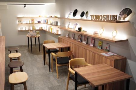 大阪・天神橋筋商店街に、抹茶×麹のウェルネスカフェ