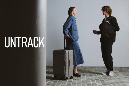 老舗鞄メーカーが手掛ける「UNTRACK」から、“着るバッ 老舗鞄メーカーが手掛ける「UNTRACK」から、“着るバッ