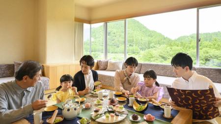 【界 秋保】“伊達な遊び心”で家族の節目を彩る、三世 【界 秋保】“伊達な遊び心”で家族の節目を彩る、三世