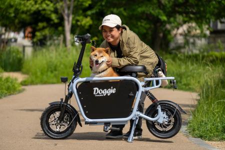 愛犬と一緒にお出かけ！特定小型原付の新モデルutf-8