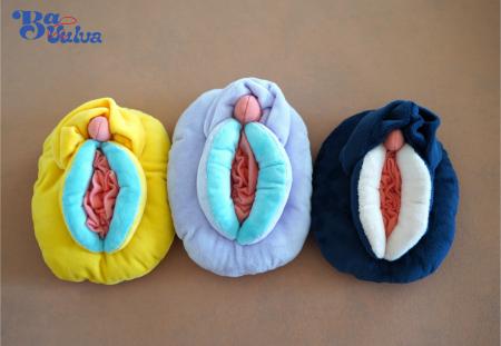 ばあばたちと作る性教育パペット「Ba-Vulva」、手のひ ばあばたちと作る性教育パペット「Ba-Vulva」、手のひ
