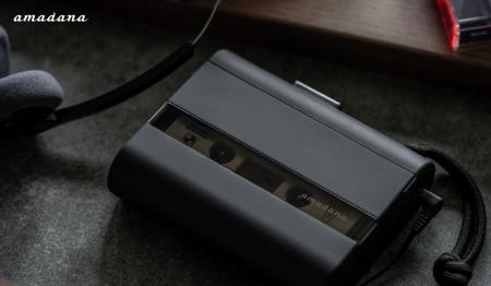 ゆっくり流れる音を、持ち歩く。 amadana、ポータブル