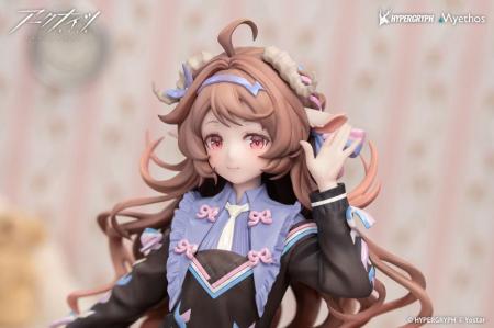 『アークナイツ』より、「純燼エイヤフィヤトラ それ