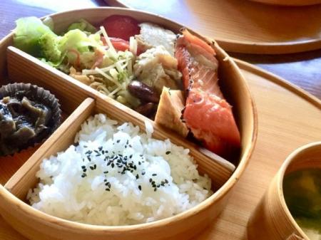 山梨県と連携し減塩を呼びかけ　笛吹市でうま味を生か