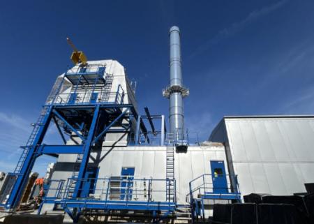 30MW級水素専焼ガスタービンの設置工事が完了
