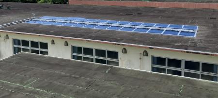 フィルム型ペロブスカイト太陽電池の防衛省施設での実 フィルム型ペロブスカイト太陽電池の防衛省施設での実