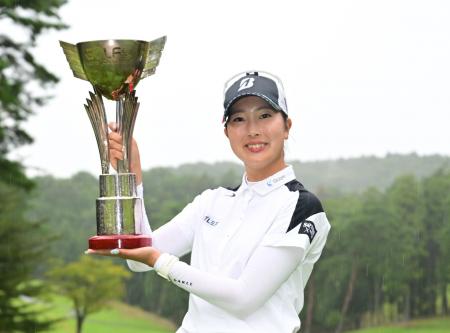 福田萌維　国内女子ツアー初優勝！