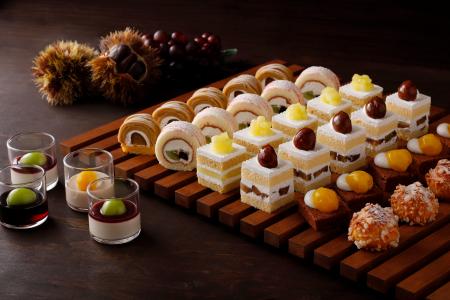 食欲の秋を満たす、栗とぶどうの“絶景”スイーツビュッ 食欲の秋を満たす、栗とぶどうの“絶景”スイーツビュッ