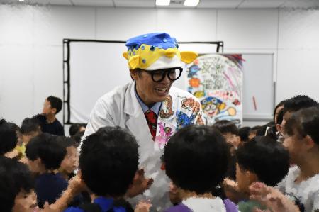 【伸芽’Sクラブ学童】魚類学者「さかなクン」を招き特