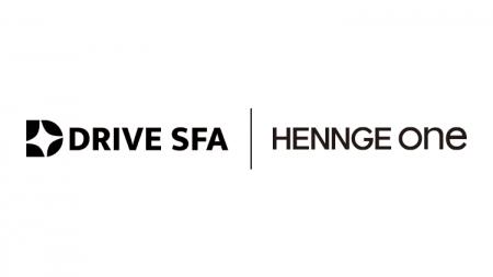 HENNGE One、AI搭載型の営業支援システム「DRIVE SFA