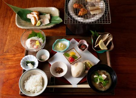 Ryokan 尾道西山　朝の光に紡ぐ「尾道ガストロノミー
