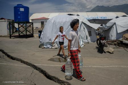 ベネズエラ地震　地震後の水道事業再建に着手　子ども