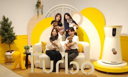 ファーボ11周年。愛犬・愛猫と働くオフィスから生まれ ファーボ11周年。愛犬・愛猫と働くオフィスから生まれ
