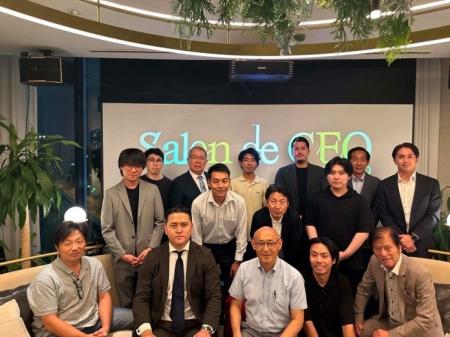 Amazon.co.jp立ち上げを率いた長谷川純一氏が登壇。顧 Amazon.co.jp立ち上げを率いた長谷川純一氏が登壇。顧