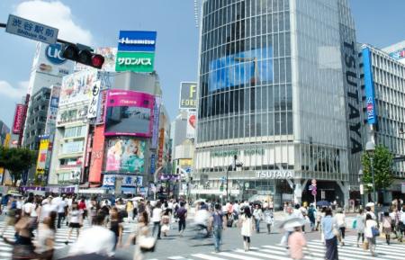 夏から秋への季節の変わり目は、スキンケアを見直...