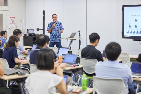 立命館大学との共同研究の知見を活用　“暗黙知”を言語