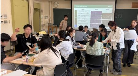 QO、弘前大学人文社会科学部花田ゼミでリサーチ講義を