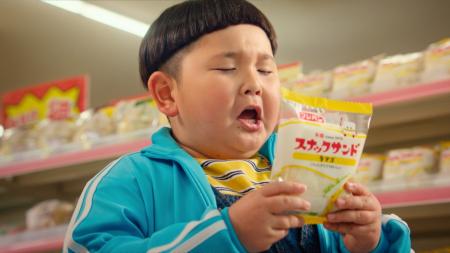 「元祖をとりもどせ！んーぱの逆襲」携帯サンドイッチ