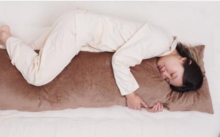 睡眠時間も推し活に。人肌の温もりを再現した160cm等
