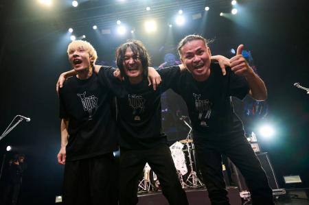 DOES、デビュー20周年の感謝を鳴らす。「Thanksloving