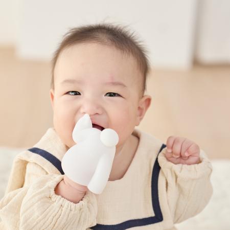 ベビーアイテムだからこそ「かわいい」ものを赤utf-8