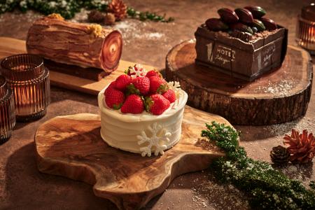1 Hotel Tokyo、初のクリスマスケーキコレクションを