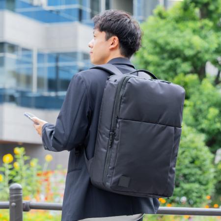 なぜアウトドアメーカーがビジネスバッグ？DODが本気