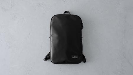 1種類で累計1万個のHOLICC「One」に初の素材バリエー