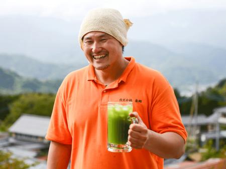 「桑の葉茶」飲み比べや茶葉料理を試食 県産品の応援 「桑の葉茶」飲み比べや茶葉料理を試食 県産品の応援