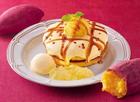 秋の味覚を贅沢に重ねた“ご褒美ホットケーキ”『珈琲館 秋の味覚を贅沢に重ねた“ご褒美ホットケーキ”『珈琲館