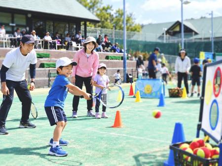 9月23日は「テニスの日」|親子でたのしむ、参加無料 9月23日は「テニスの日」|親子でたのしむ、参加無料
