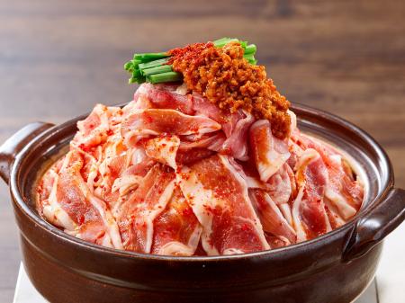 最大15倍まで肉増量！【赤から】“肉を食べるための鍋”