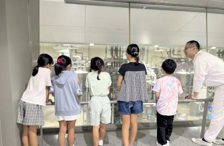 工場開催初!今年で3 年目の「フジッコ子ども参観日」 工場開催初!今年で3 年目の「フジッコ子ども参観日」